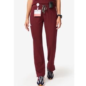 New FIGS Burgundy KADE Cargo Scrub Pants